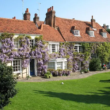 Rothmans B&B-2